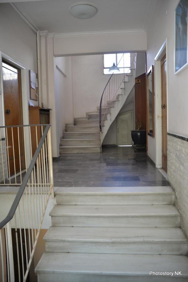 Kynosargous Square'S Apartment Ateny Zewnętrze zdjęcie