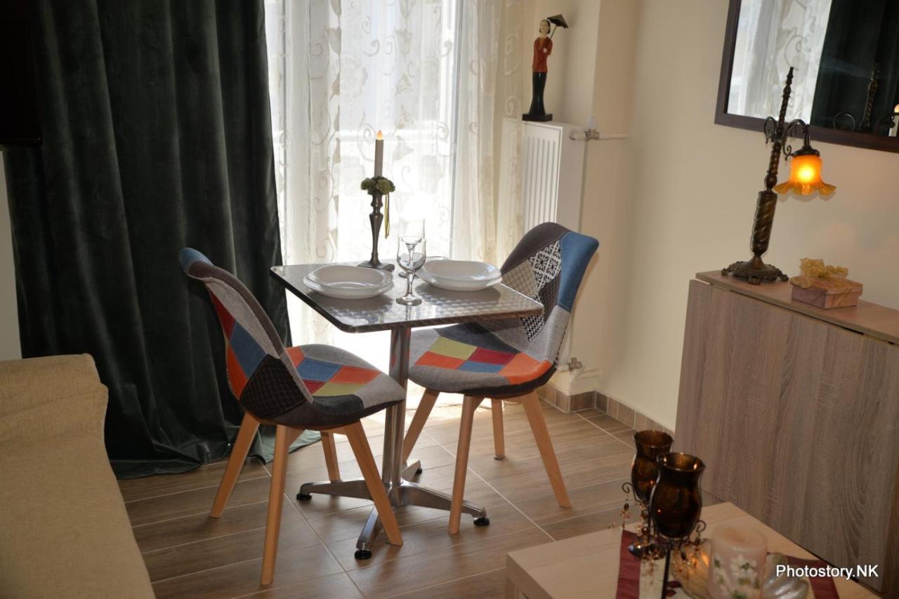 Kynosargous Square'S Apartment Ateny Zewnętrze zdjęcie